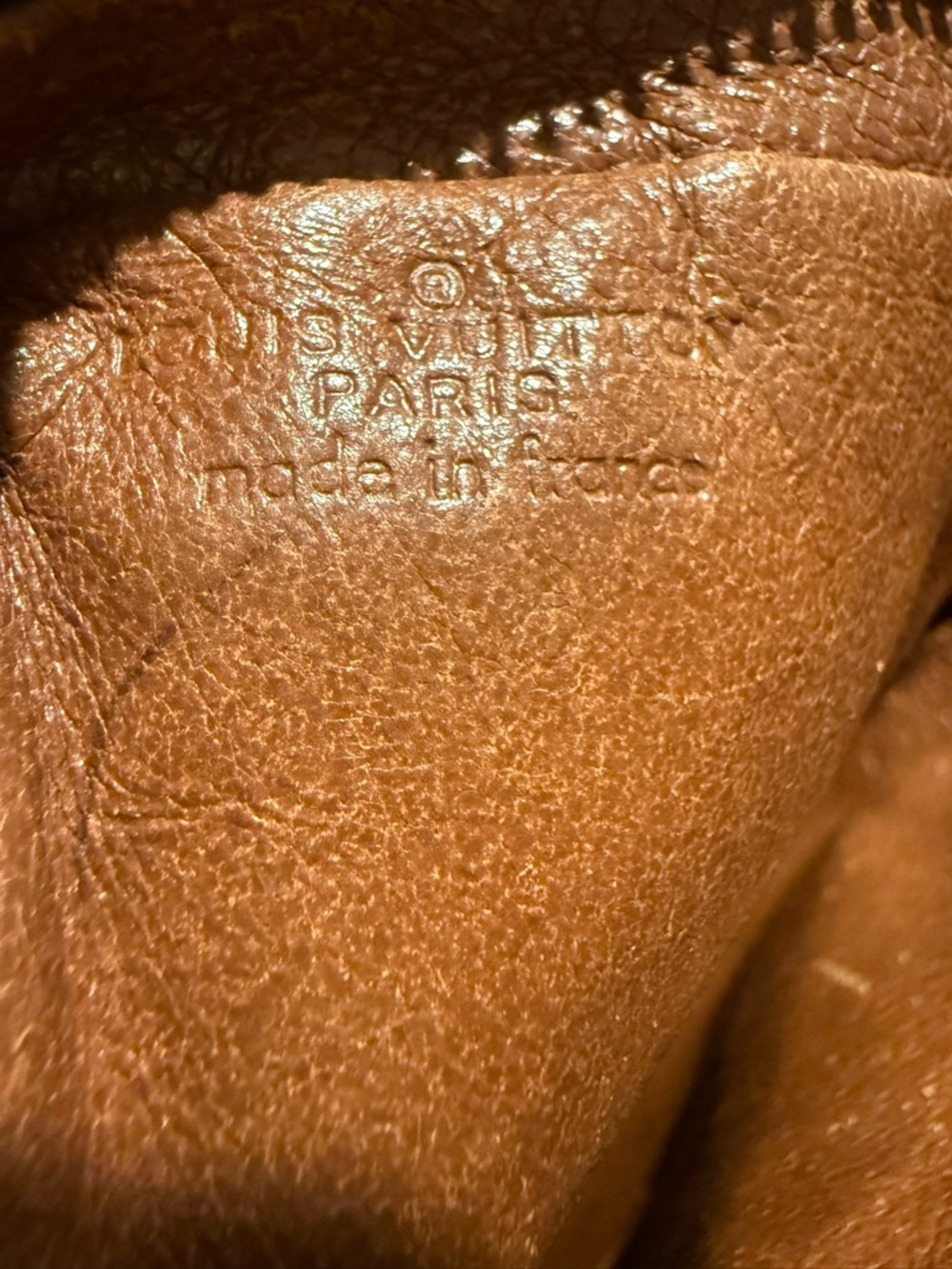 Louis Vuitton Monogram Amazone Messenger Bag - Picture 15 of 15